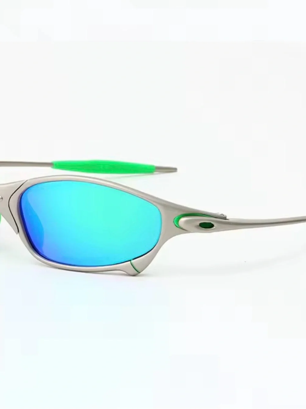 Silver Frame Blue Mirror Lens Sports Sunglasses